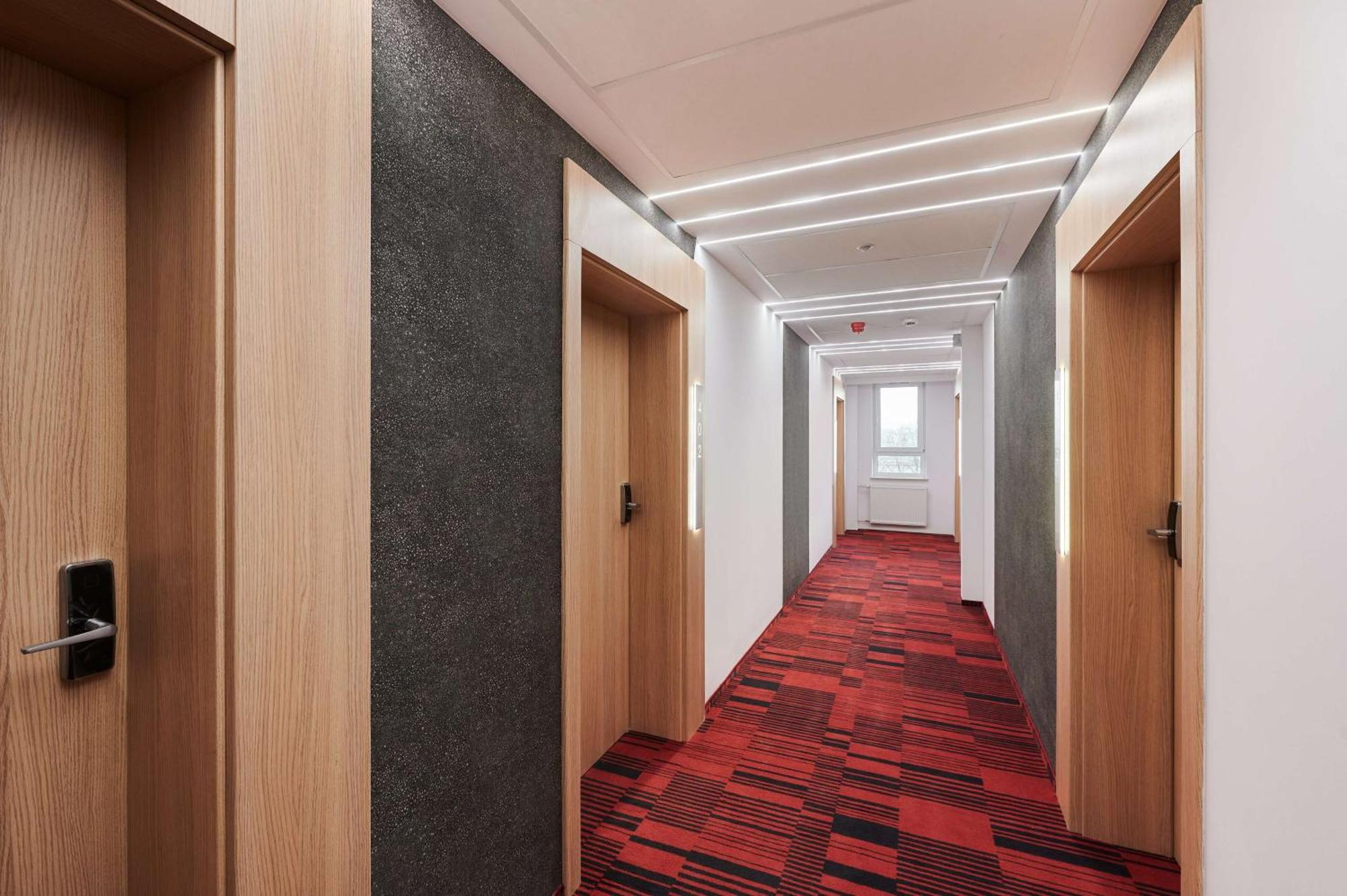 Best Western Plus Hotel Rzeszow City Center Exterior photo