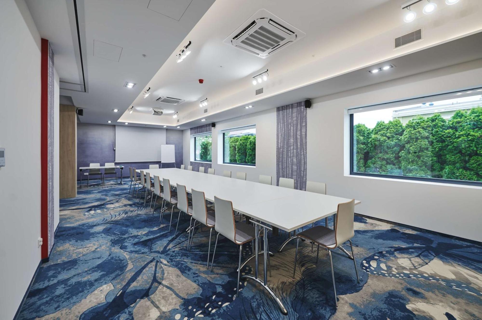 Best Western Plus Hotel Rzeszow City Center Exterior photo