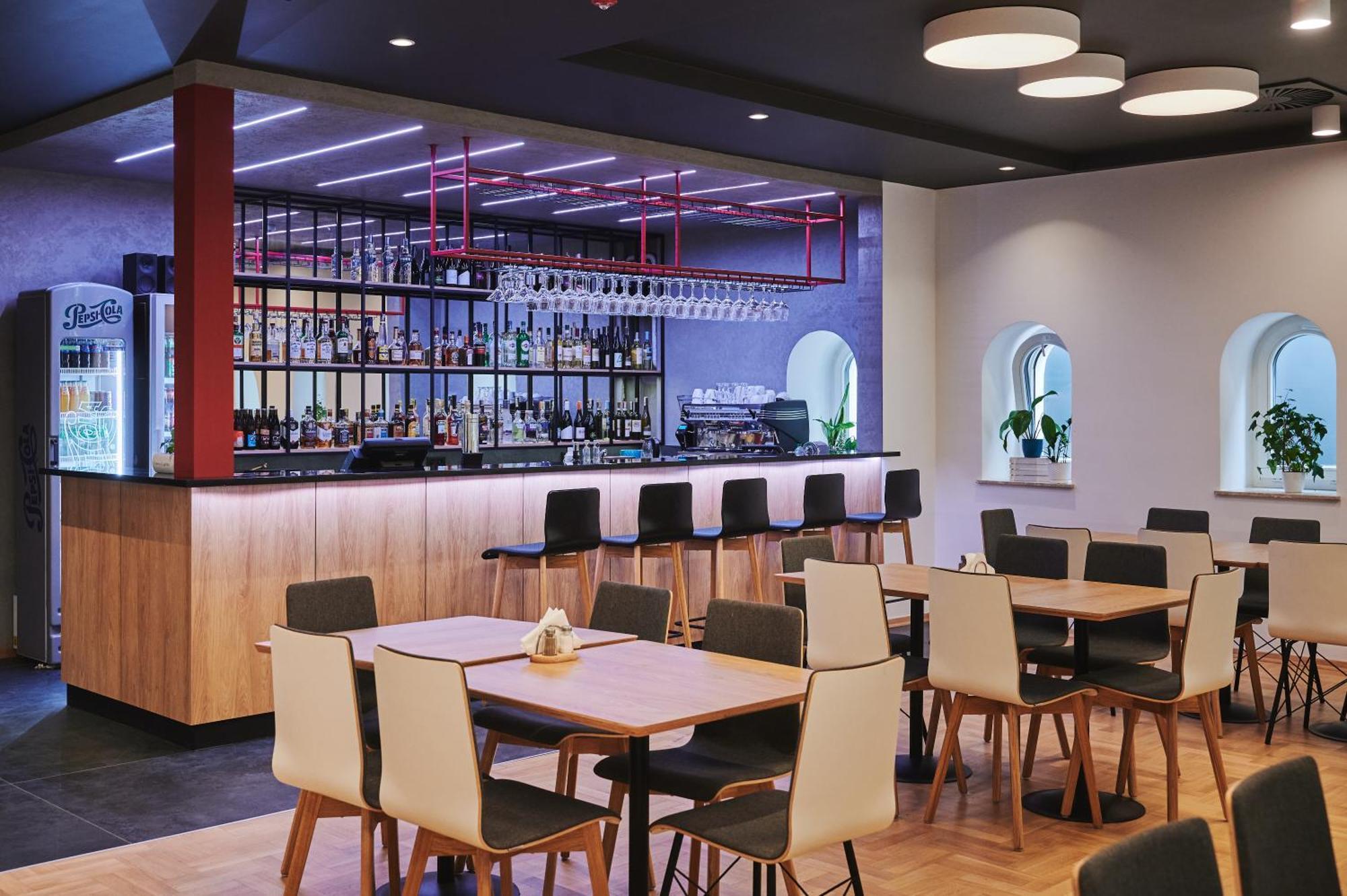 Best Western Plus Hotel Rzeszow City Center Exterior photo