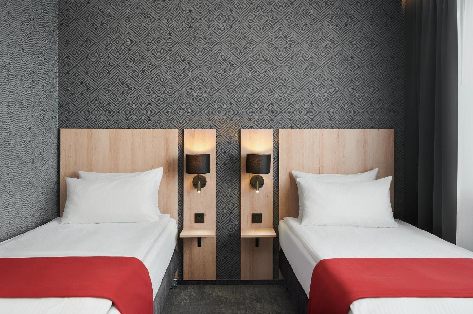 Best Western Plus Hotel Rzeszow City Center Exterior photo