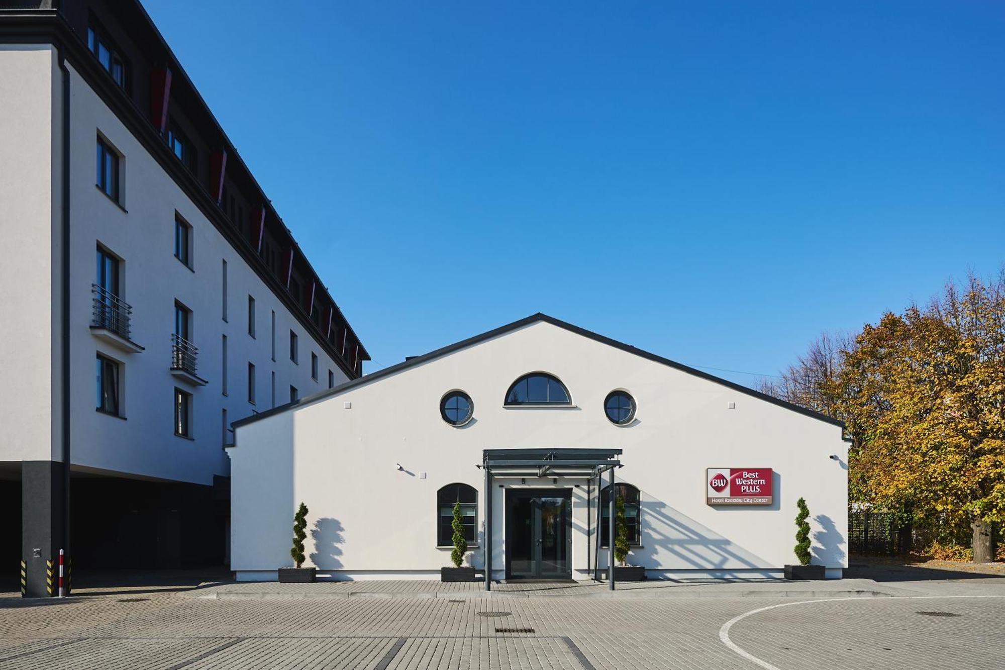 Best Western Plus Hotel Rzeszow City Center Exterior photo