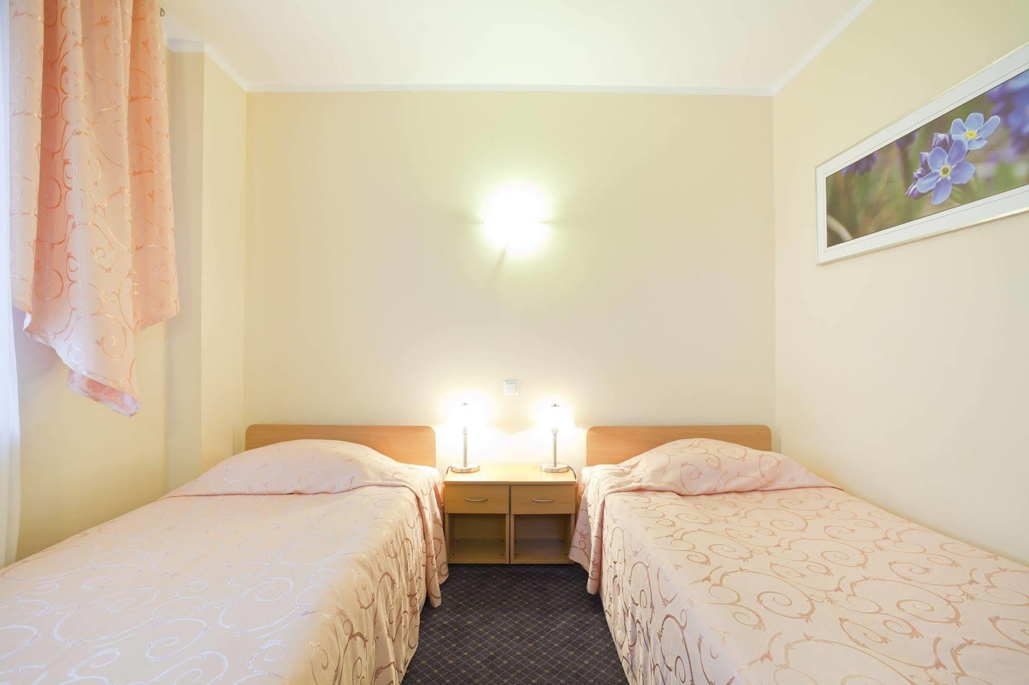 Best Western Plus Hotel Rzeszow City Center Exterior photo
